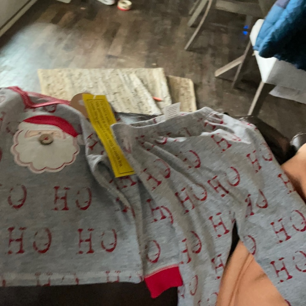 New 9-12 months Xmas